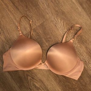 EUC VS Bombshell 36B